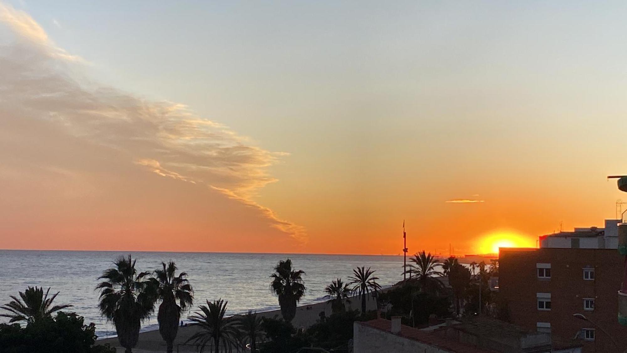 Apartamento Frente Al Mar Canet De Mar Dış mekan fotoğraf