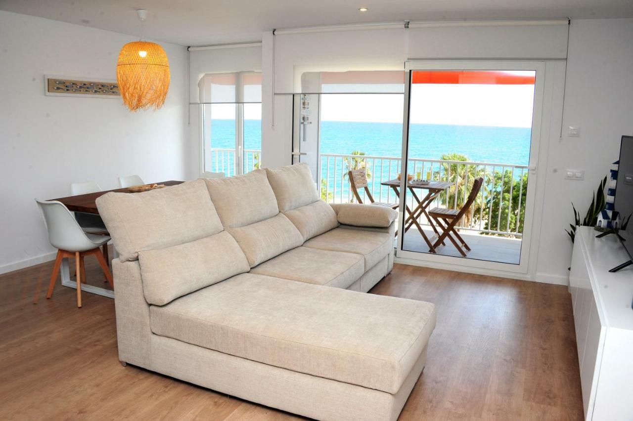 Apartamento Frente Al Mar Canet De Mar Dış mekan fotoğraf